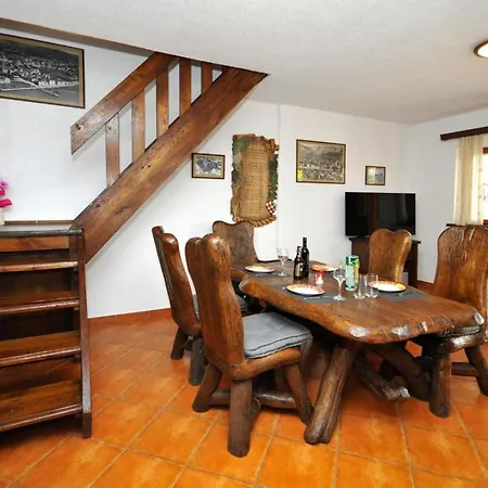 Holiday home Barada At Seget Donji, Trogir Seget Donji