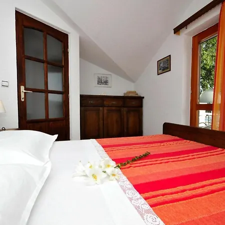Сasa de vacaciones In Trogir With Sea View