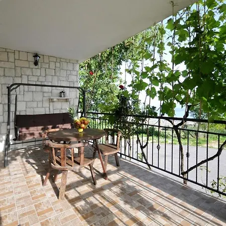 Сasa de vacaciones In Trogir With Sea View *