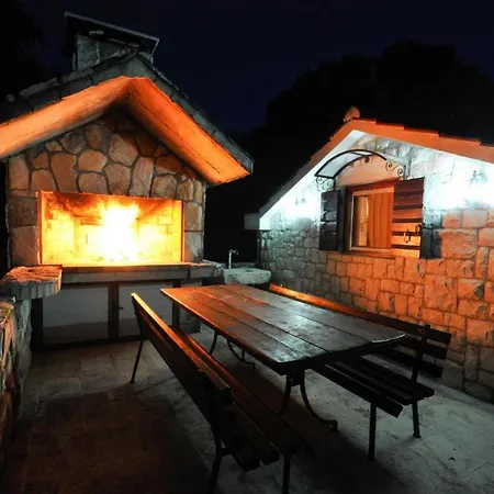 Barada At Seget Donji, Trogir Holiday home *