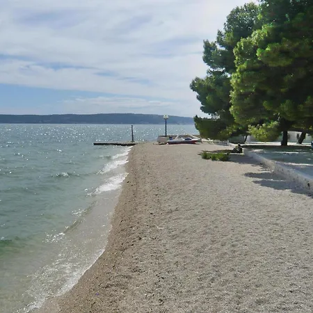 Сasa de vacaciones In Trogir With Sea View